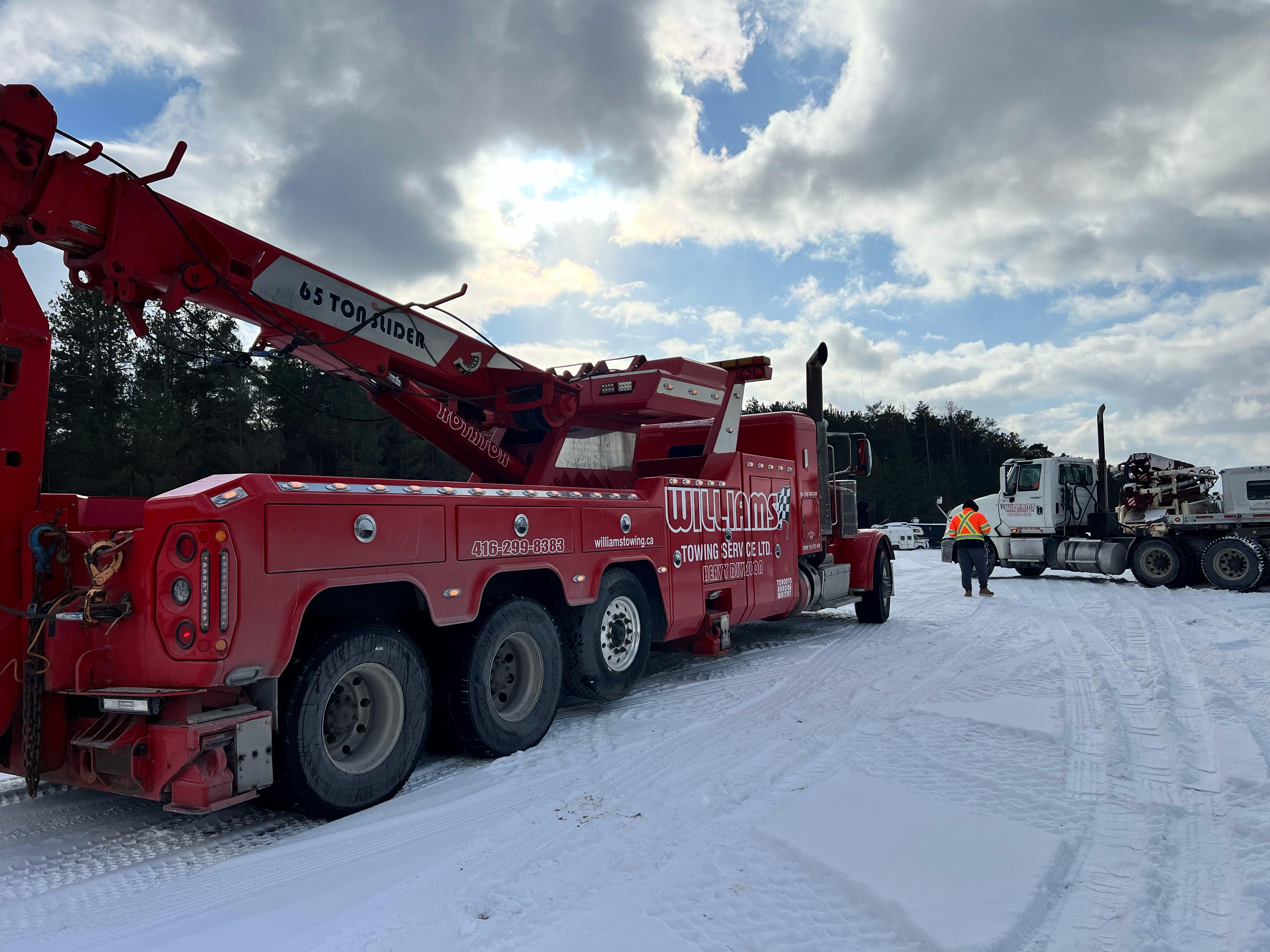 Williams Towing - Specialized Towing Services in Toronto | Williams Towing