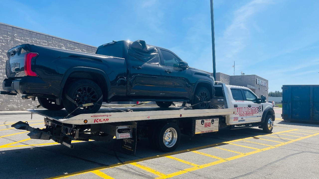 Flatbed Towing Near Me: A Safer Choice for Your Car
